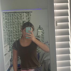 Brown cute brandy Melville top